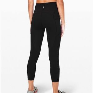 🍋 LULULEMON ALL THE RIGHT PLACES CROPPED LEGGINGS